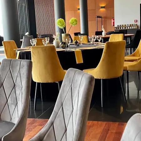 هاي-في سبا 3*