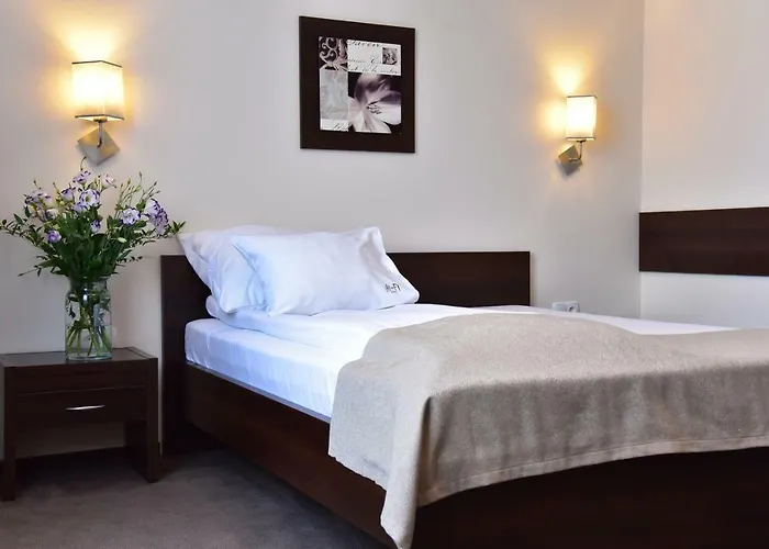 Hi-fi 3* Nowy Tomysl